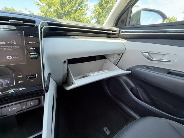 Photo of 2024 Gray Hyundai TUCSON