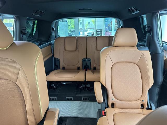 Photo of 2025 Gray Volkswagen ID. Buzz