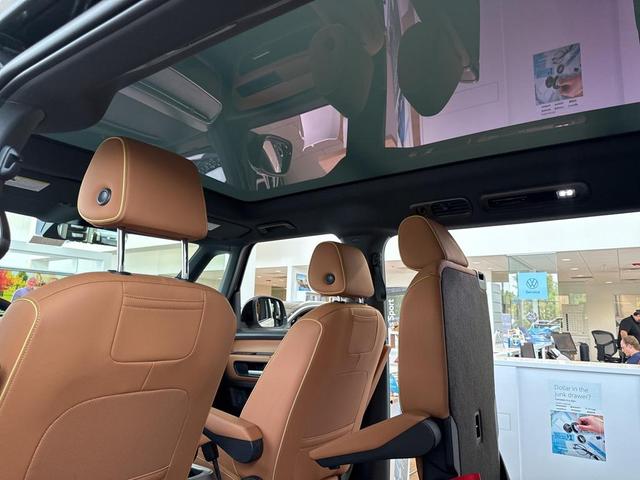 Photo of 2025 Gray Volkswagen ID. Buzz
