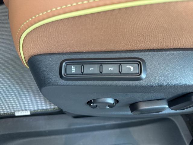 Photo of 2025 Gray Volkswagen ID. Buzz