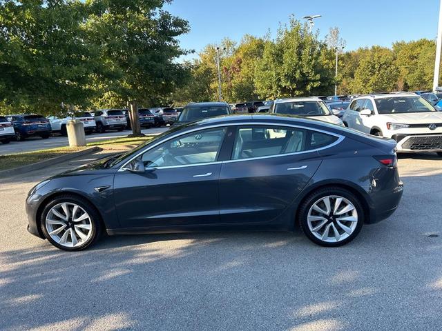 Photo of 2019  Tesla Model 3