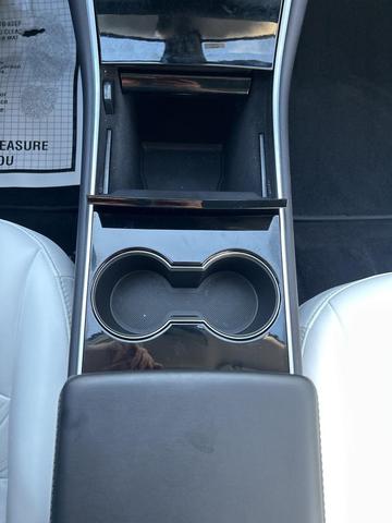 Photo of 2019  Tesla Model 3