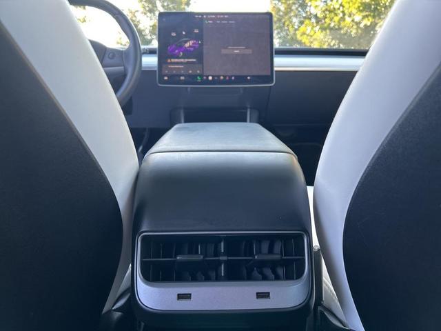 Photo of 2019  Tesla Model 3