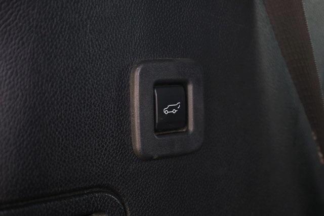 Photo of 2015 Magnetic Metallic Lincoln Navigator