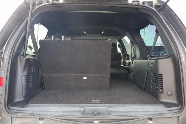 Photo of 2015 Magnetic Metallic Lincoln Navigator