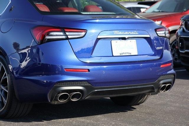 Photo of 2022 Blu Maserati Ghibli