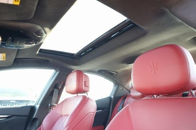 Photo of 2022 Blu Maserati Ghibli