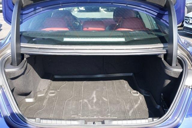 Photo of 2022 Blu Maserati Ghibli