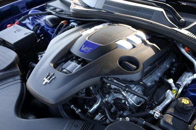 Photo of 2022 Blu Maserati Ghibli