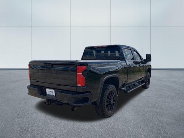 Photo of 2025 Black Chevrolet Silverado 2500