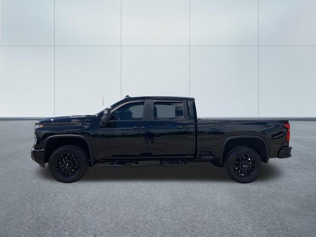 Photo of 2025 Black Chevrolet Silverado 2500