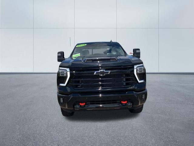 Photo of 2025 Black Chevrolet Silverado 2500