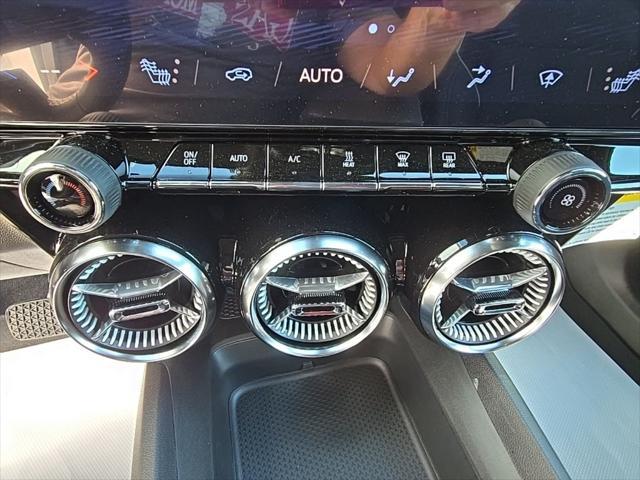 Photo of 2024 Summit White Chevrolet Blazer EV