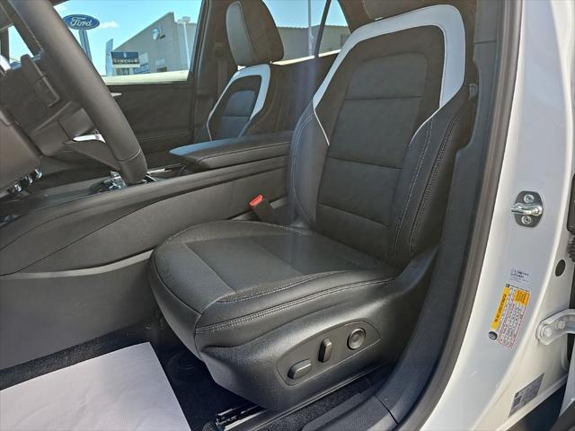 Photo of 2024 Summit White Chevrolet Blazer EV