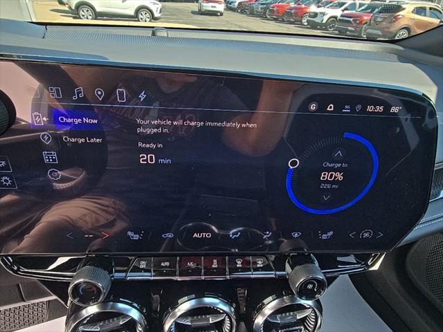 Photo of 2024 Summit White Chevrolet Blazer EV