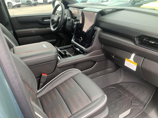 Photo of 2026 Midnight Pine GMC Yukon