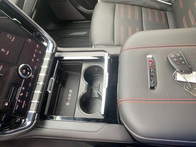 Photo of 2026 Midnight Pine GMC Yukon