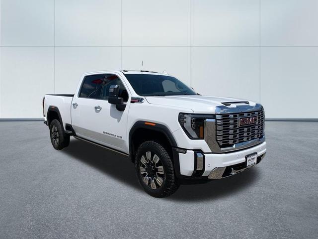 Photo of 2024 Summit White GMC Sierra 2500