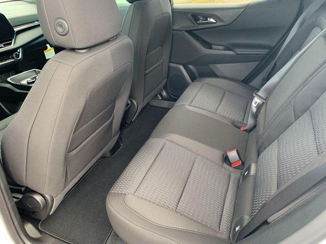 Photo of 2026 Summit White Chevrolet Equinox