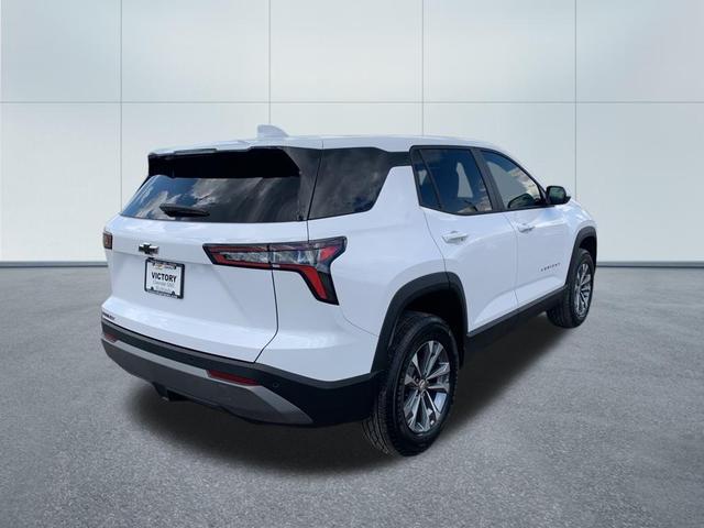 Photo of 2026 Summit White Chevrolet Equinox