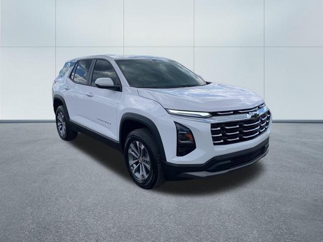Photo of 2026 Summit White Chevrolet Equinox