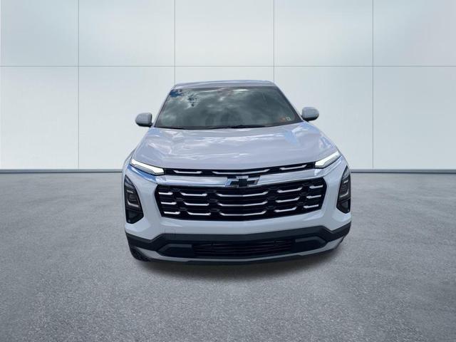 Photo of 2026 Summit White Chevrolet Equinox