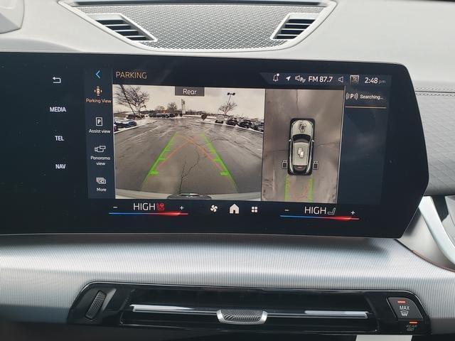 Photo of 2025 Mineral White Metallic BMW X2