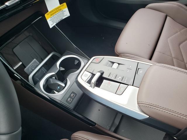 Photo of 2025 Mineral White Metallic BMW X2