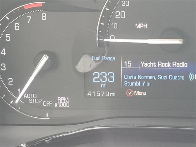 Photo of 2019 Radiant Silver Metallic Cadillac XT5