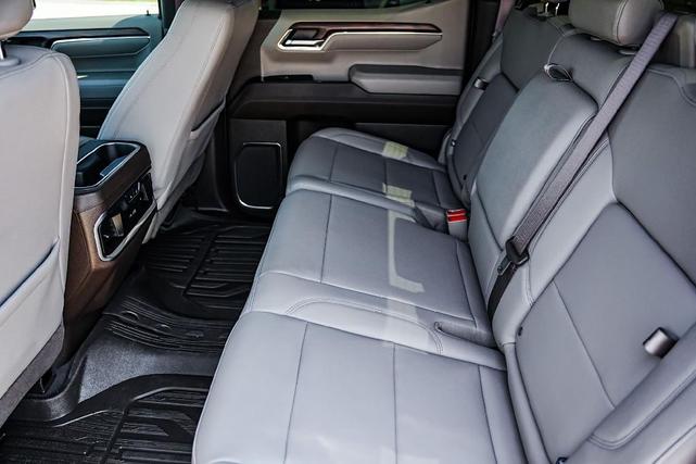 Photo of 2024 Onyx Black GMC Sierra 1500