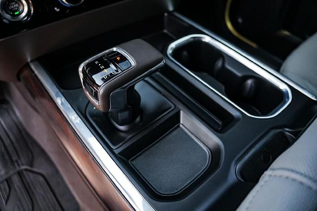 Photo of 2024 Onyx Black GMC Sierra 1500