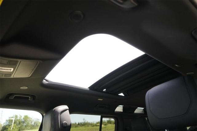 Photo of 2023 Santorini Black Land Rover Defender