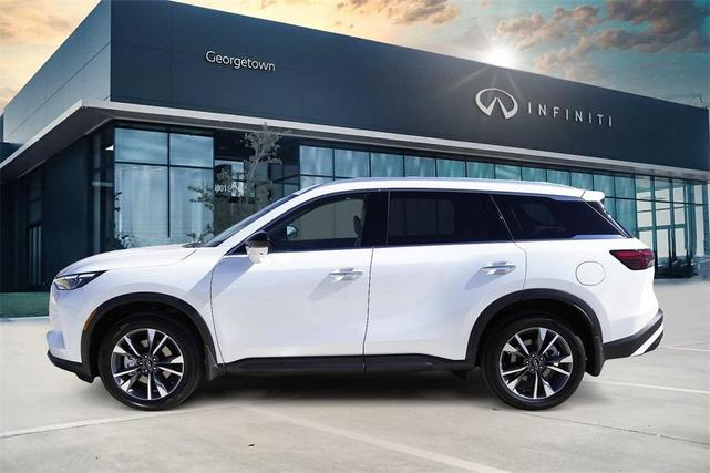 Photo of 2025 Majestic White INFINITI QX60