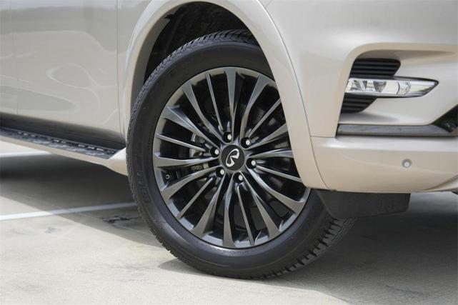 Photo of 2024 Champagne Quartz INFINITI QX80