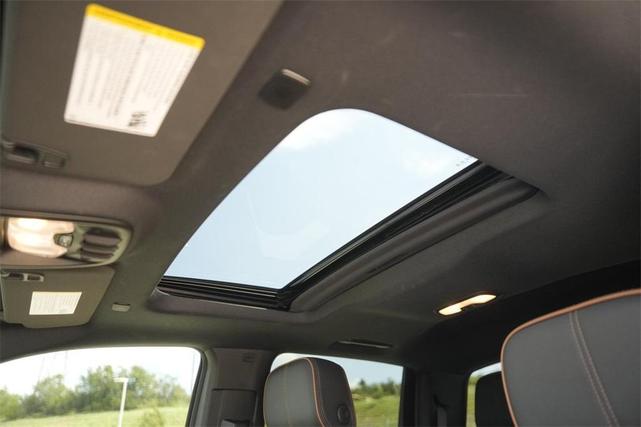 Photo of 2025 Sterling GMC Canyon