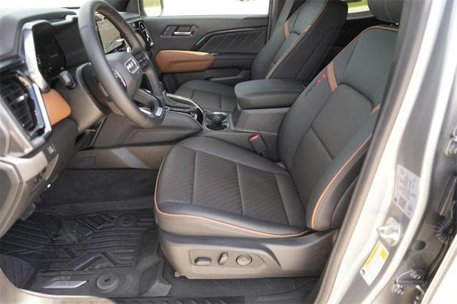 Photo of 2025 Sterling GMC Canyon