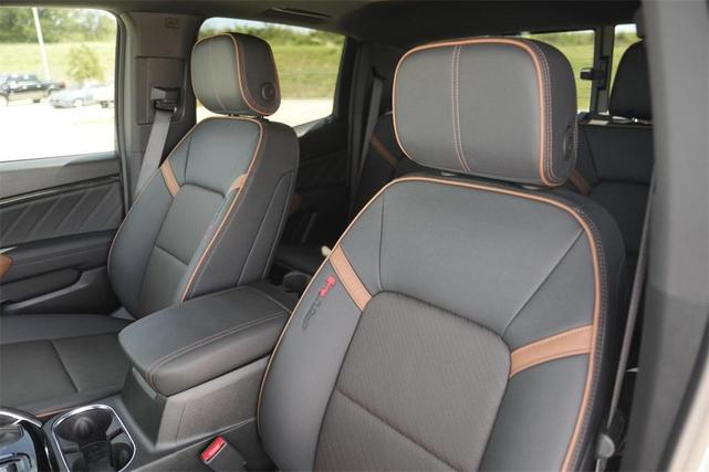 Photo of 2025 Sterling GMC Canyon