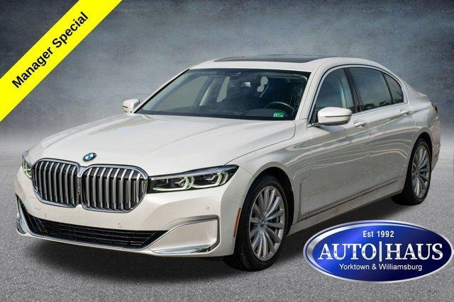 2022 BMW 740