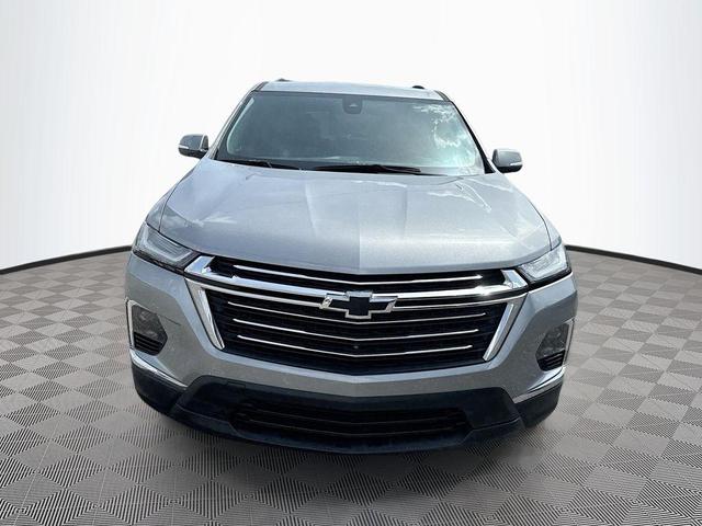 Photo of 2023 Sterling Gray Metallic Chevrolet Traverse