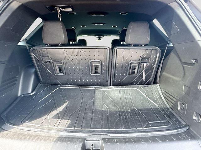 Photo of 2023 Sterling Gray Metallic Chevrolet Traverse