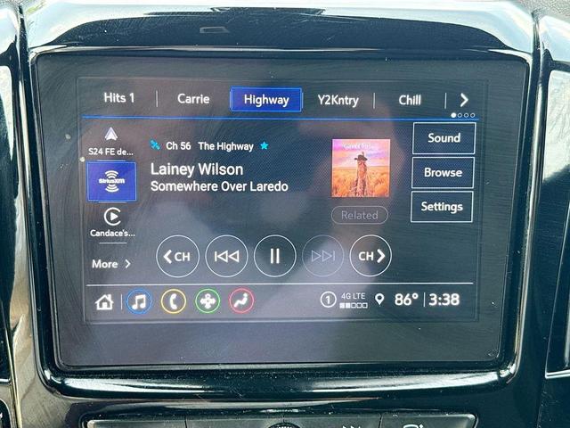 Photo of 2023 Sterling Gray Metallic Chevrolet Traverse