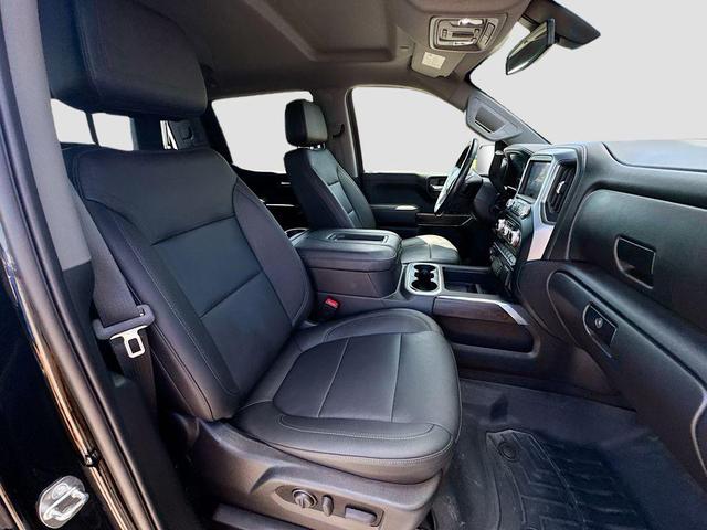 Photo of 2022 Onyx Black GMC Sierra 1500 Limited