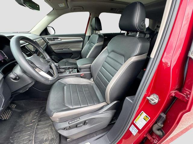 Photo of 2021 Aurora Red Metallic Volkswagen Atlas