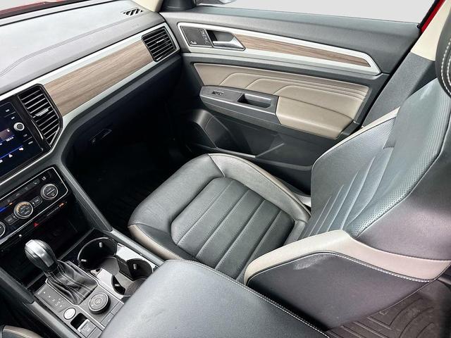 Photo of 2021 Aurora Red Metallic Volkswagen Atlas