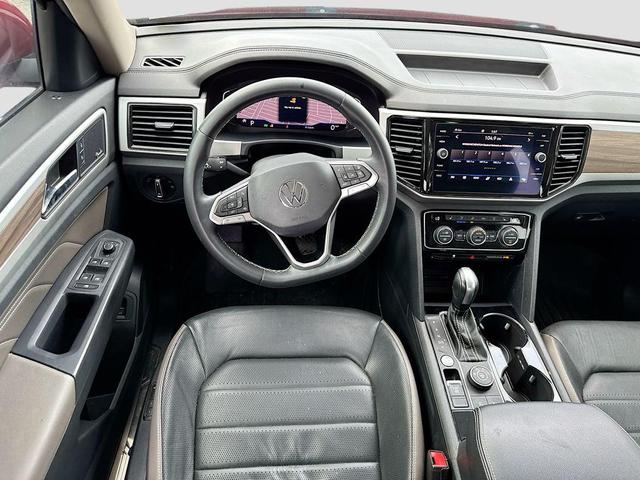 Photo of 2021 Aurora Red Metallic Volkswagen Atlas