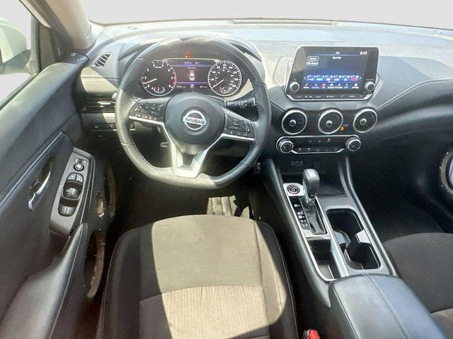 Photo of 2022 Cloud White Nissan Sentra