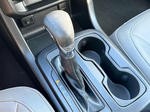 Photo of 2022 Summit White Chevrolet Colorado