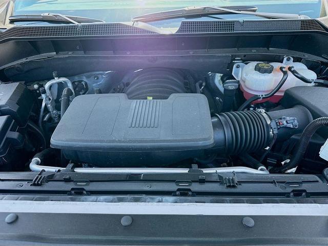 Photo of 2025 Iridescent Pearl Tricoat Chevrolet Silverado 1500