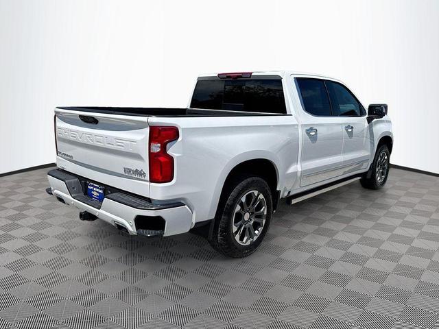 Photo of 2025 Iridescent Pearl Tricoat Chevrolet Silverado 1500