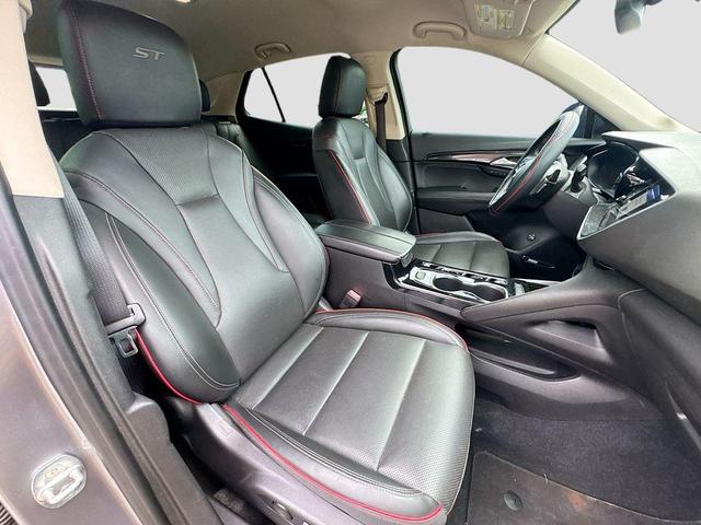 Photo of 2022 Satin Steel Metallic Buick Envision